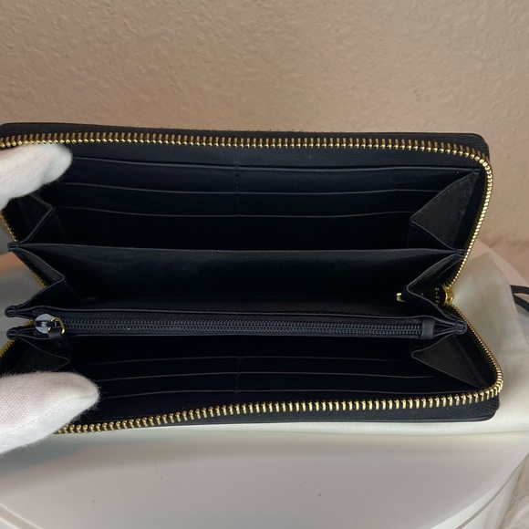 Gucci EUC Bamboo Pearl Zip Around Wallet in Matte Black Calfskin - Picture 8 of 12